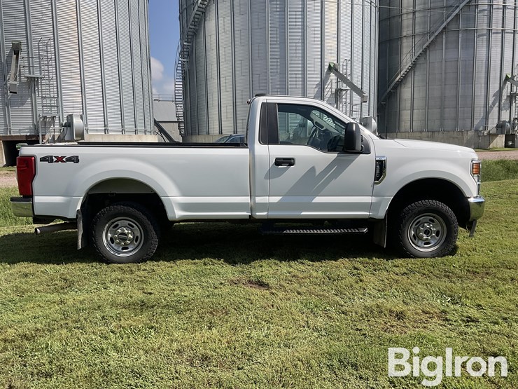 2021-ford-f350-image-4