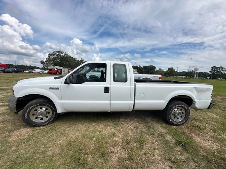 2005-ford-f250-image-5