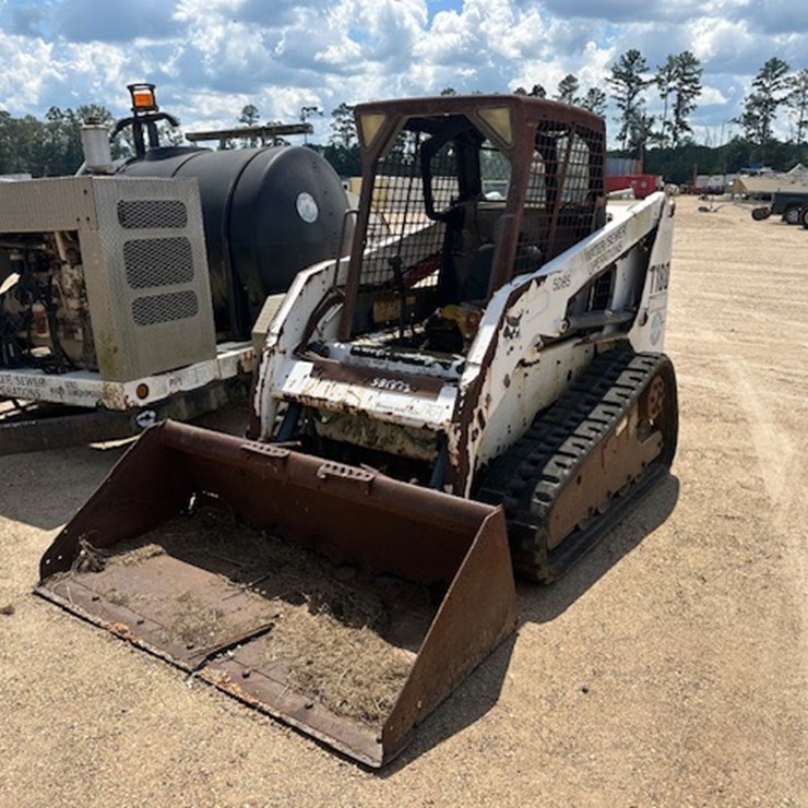 BOBCAT T180