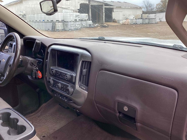 2015-chevrolet-silverado-1500-image-63