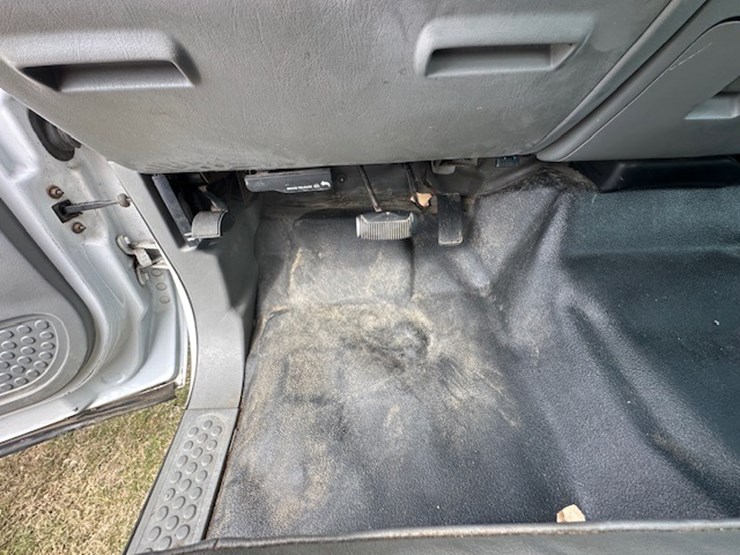 2005-ford-f250-image-35