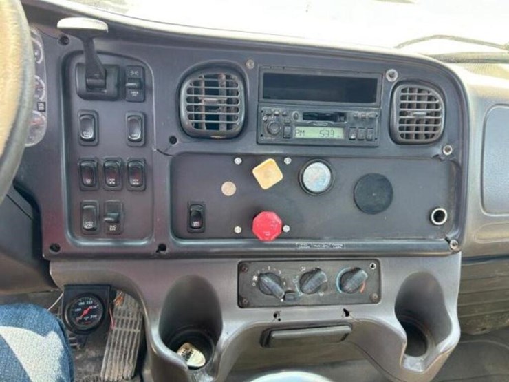 2005-freightliner-m2112-business-class-m2-t/a-1fvh-image-14