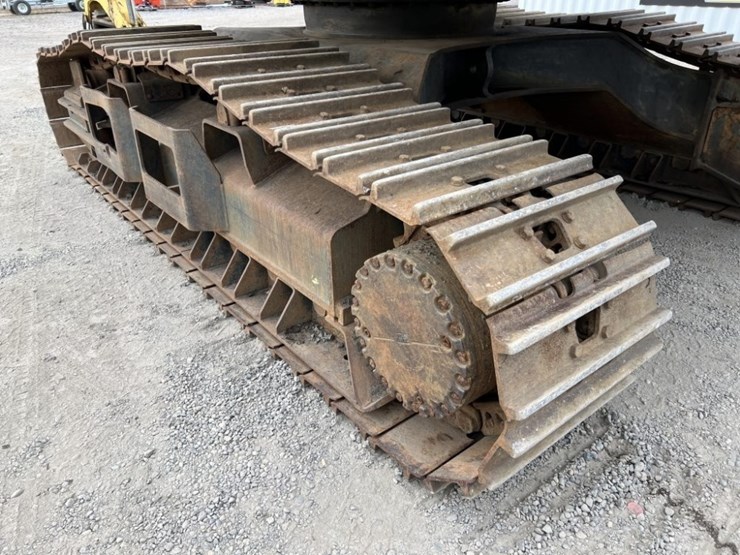komatsu-pc240ll-image-18