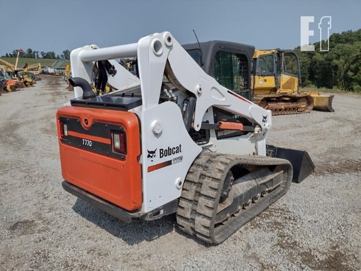 2016-bobcat-t770-image-44