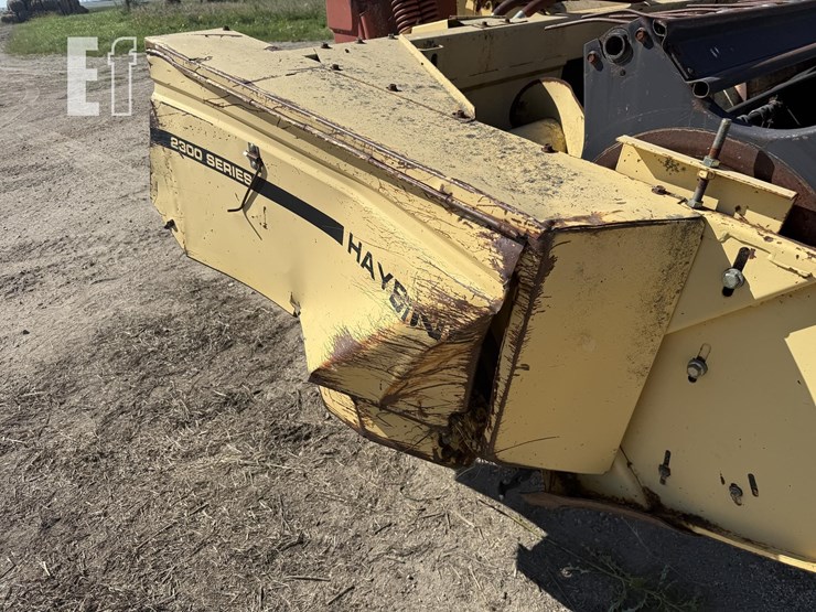 new-holland-1475-image-4
