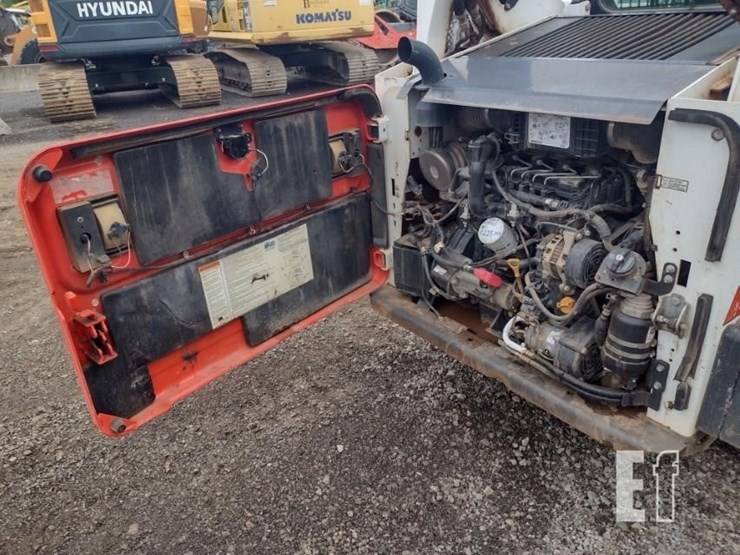 2020-bobcat-t595-image-36