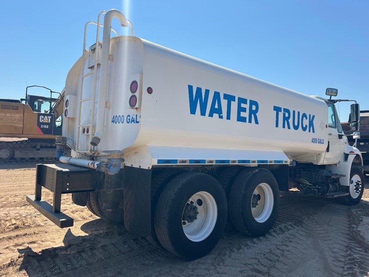 2012-international-durastar-4400-image-4