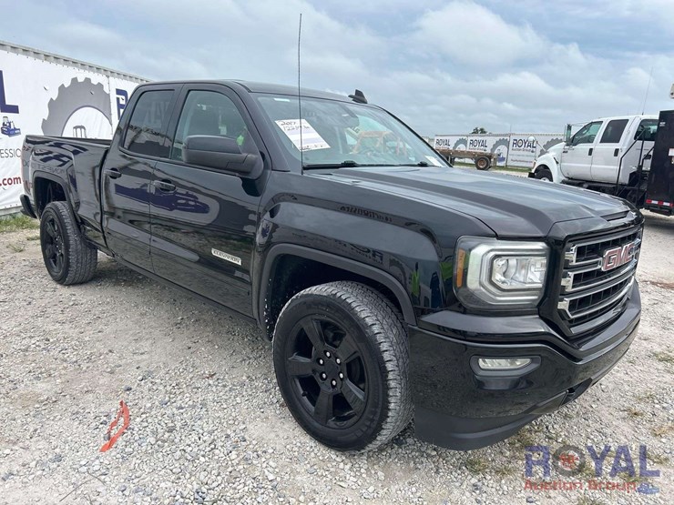 2017-gmc-sierra-1500-image-2