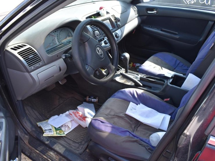 2003-toyota-camry-(not-running,-no-key)-(unknown-miles)-(vin-#-4t1be32k73u2-image-6
