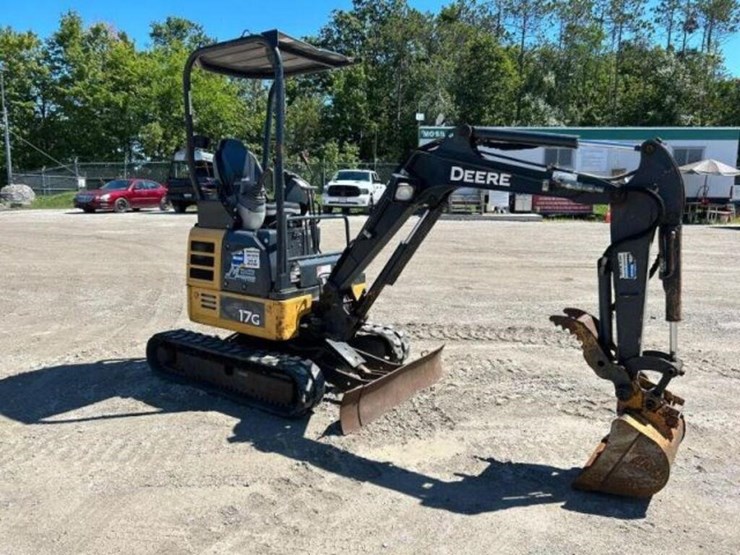 2015-deere-17g-image-3