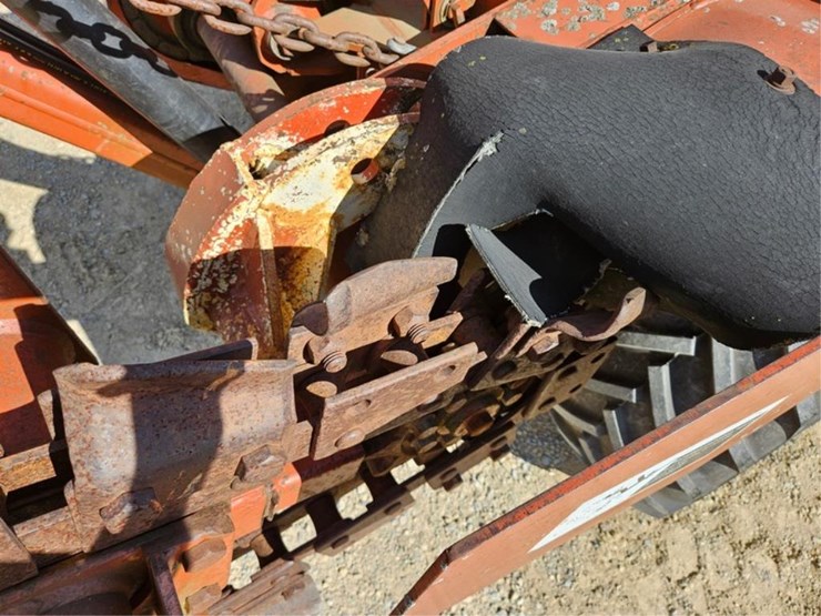 ditch-witch-5110-image-41