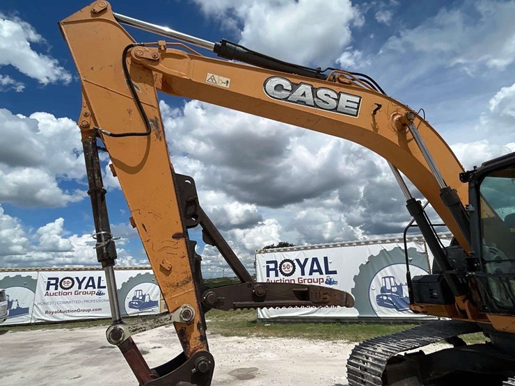 2016-case-cx160d-image-13