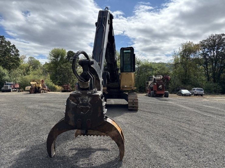 caterpillar-568-image-8