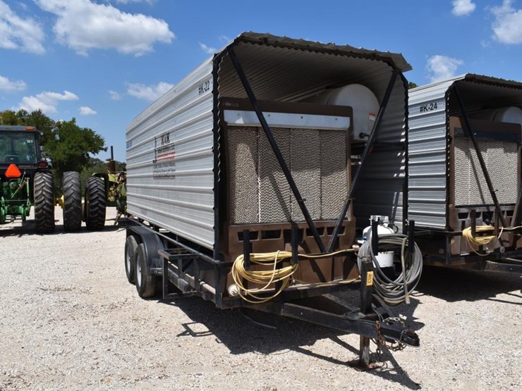 2013-16'-cooling-trailer-w/-generator,-port-a-cool-and-freezer-(vin-#-5vnbu-image-1