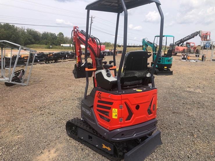#36-•-cfg-industrial-mx15rx-mini-excavator-image-4