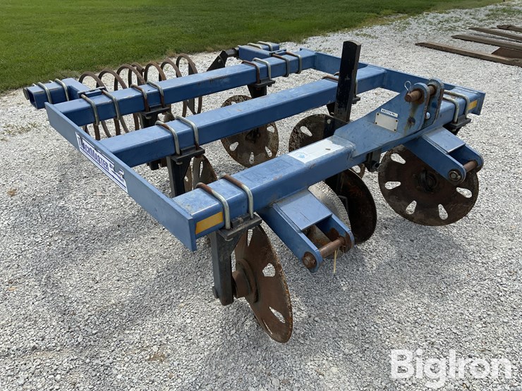 blu-jet-track-master-image-3