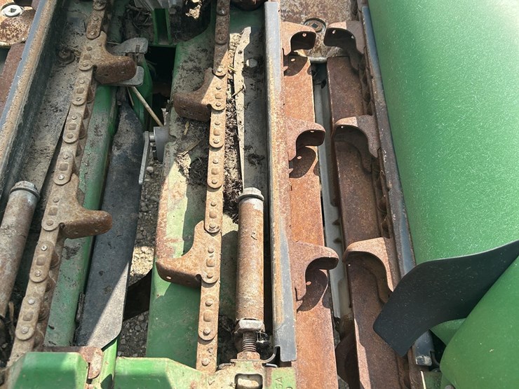 2012-john-deere-618c-image-27