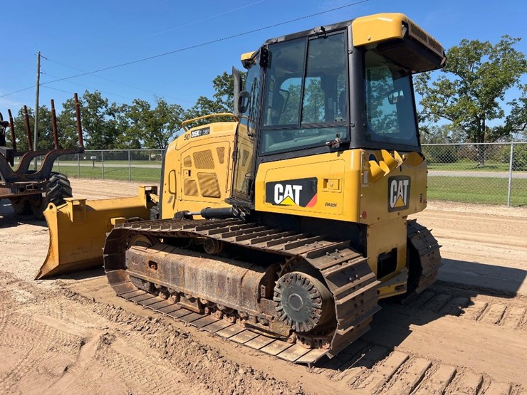 2017-caterpillar-d5k2-lgp-image-2