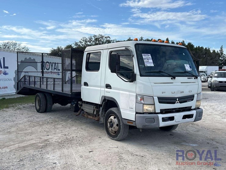 2013-mitsubishi-fuso-fec72w-image-2