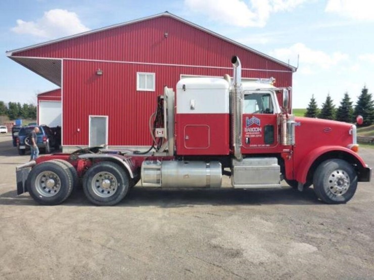 2015-peterbilt-367-image-8