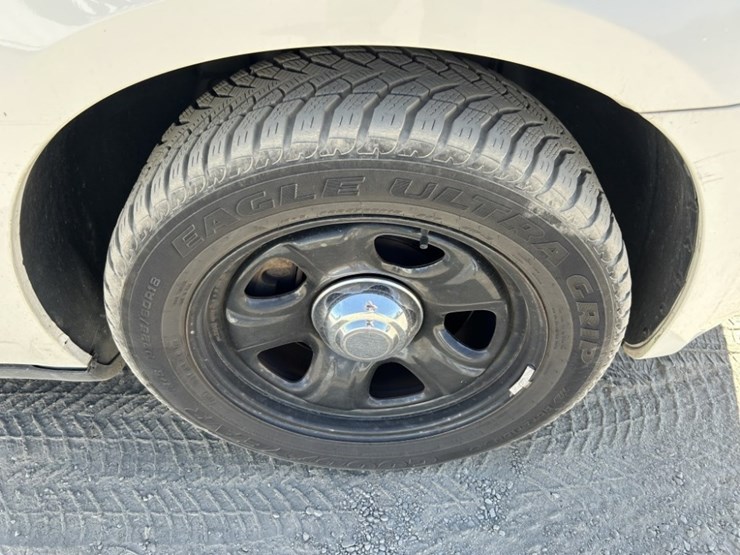 2008-dodge-charger-sedan-image-24
