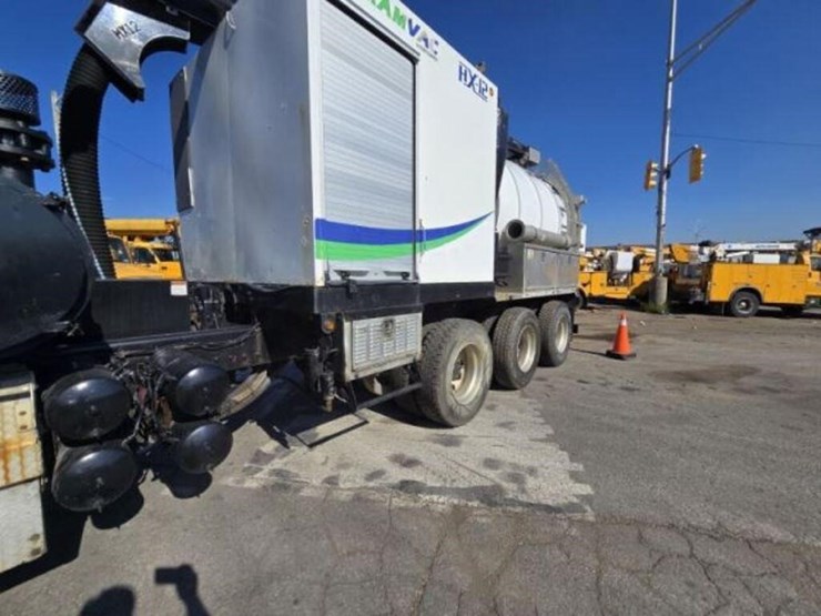2014-western-star-4900sb-image-29