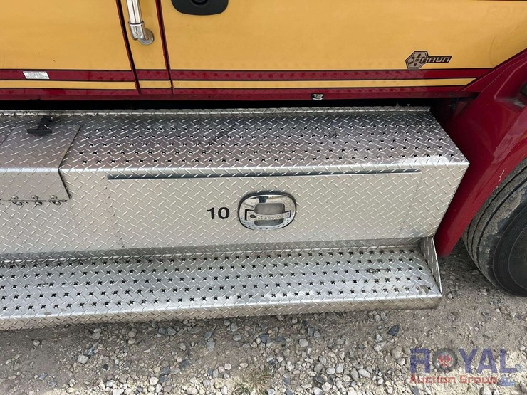 2015-international-durastar-4300-image-24