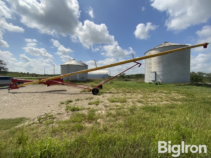 2021-westfield-mkx-10-73-swing-hopper-auger-image-8