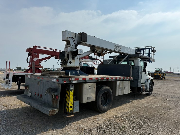 2005-international-durastar-4300-image-4
