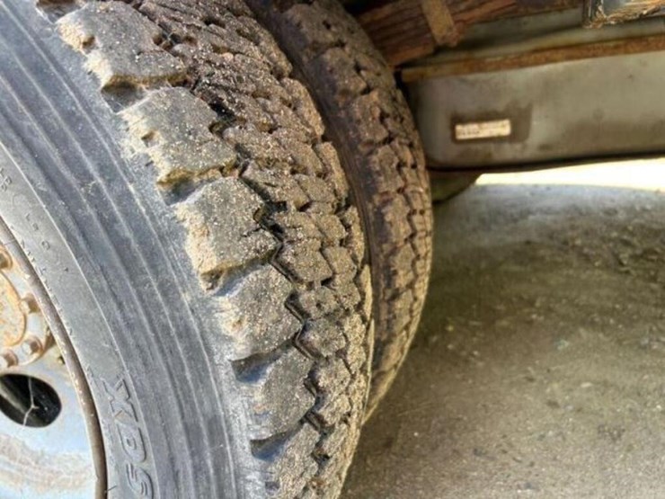 2011-ford-f550-xl-image-56