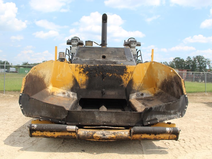 2017-caterpillar-ap-1055f-image-23
