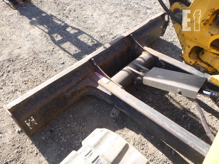 2012-caterpillar-303.5d-cr-image-23