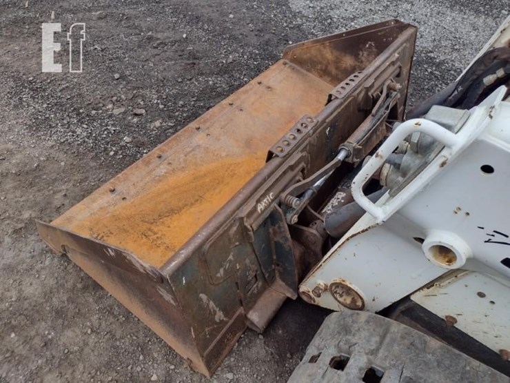 2020-bobcat-t595-image-19