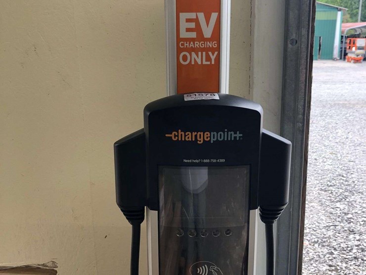 unused-electric-vehicle-charging-station-image-1