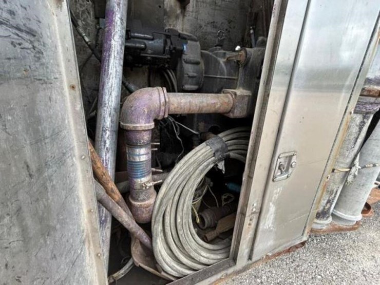 2007-sterling-l-line-t/a-flusher-truck-2fzhazde07a-image-81