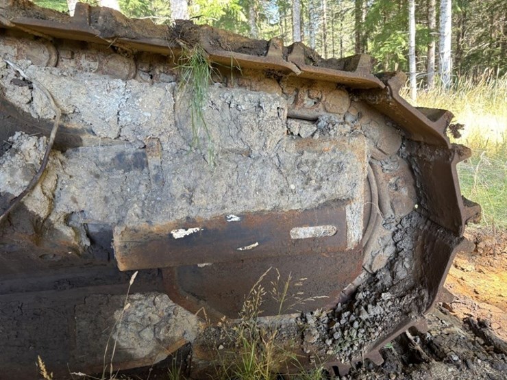2013-deere-2954d-image-14