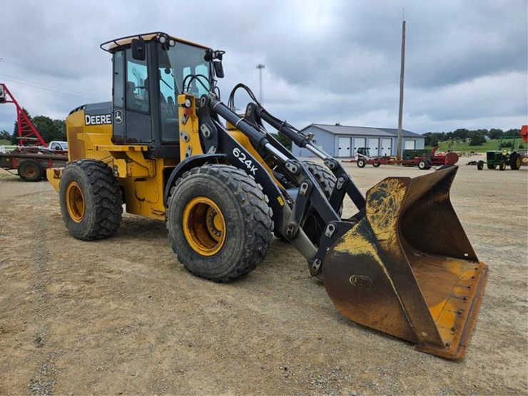 2012-deere-624k-image-7