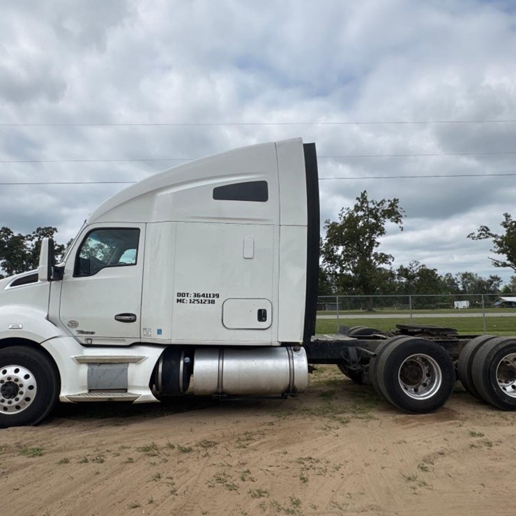 2014 KENWORTH T680