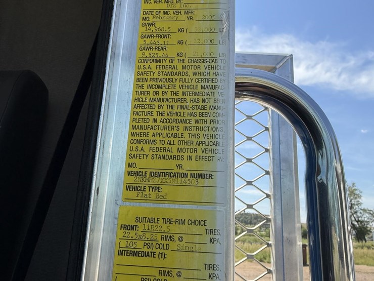 2005-kenworth-t300-image-54
