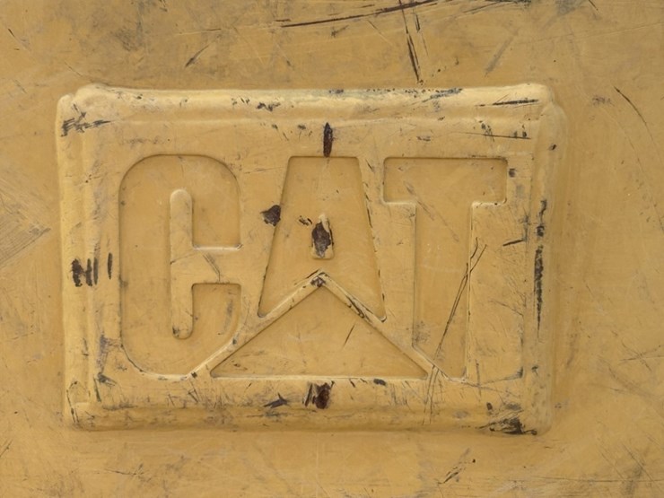 2016-caterpillar-545d-image-12