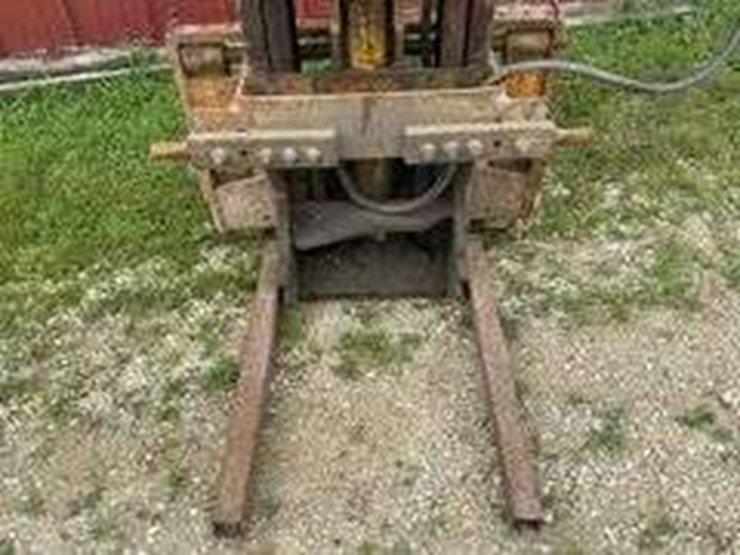 buda-3pt-forklift-image-4