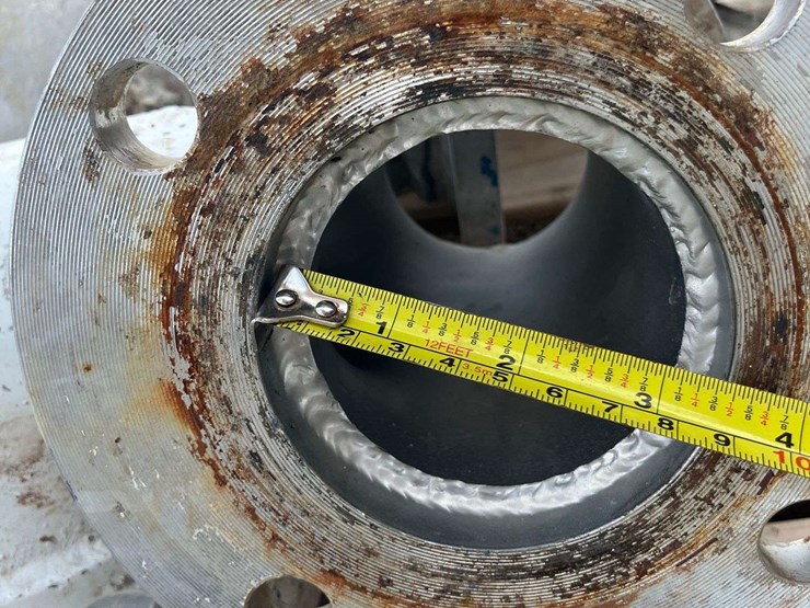1500-gal.-stainless-steel-chemical-mixing-tank-and-stainless-fittings-image-9