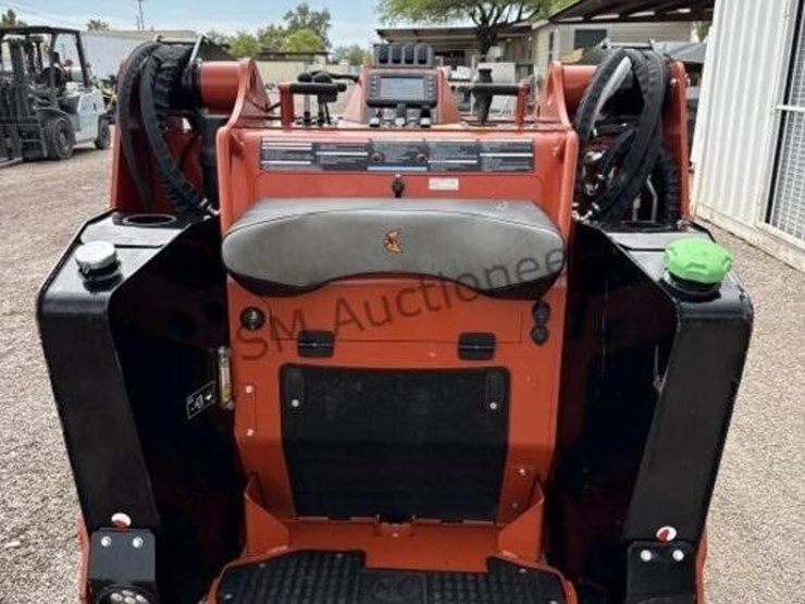 2020-ditch-witch-sk3000-image-6