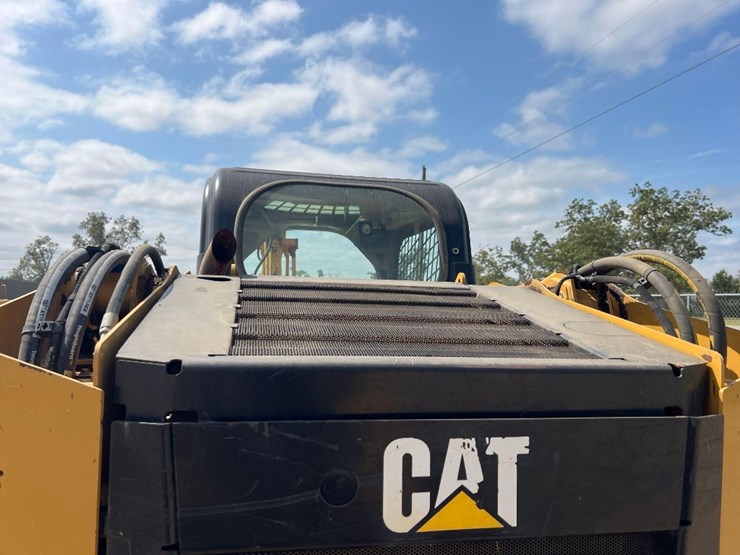 2014-caterpillar-279d-image-14