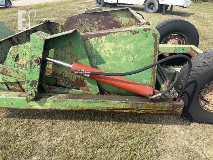 pull-type-dirt-scraper-image-11