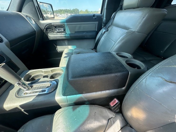 2004-ford-f150-image-38