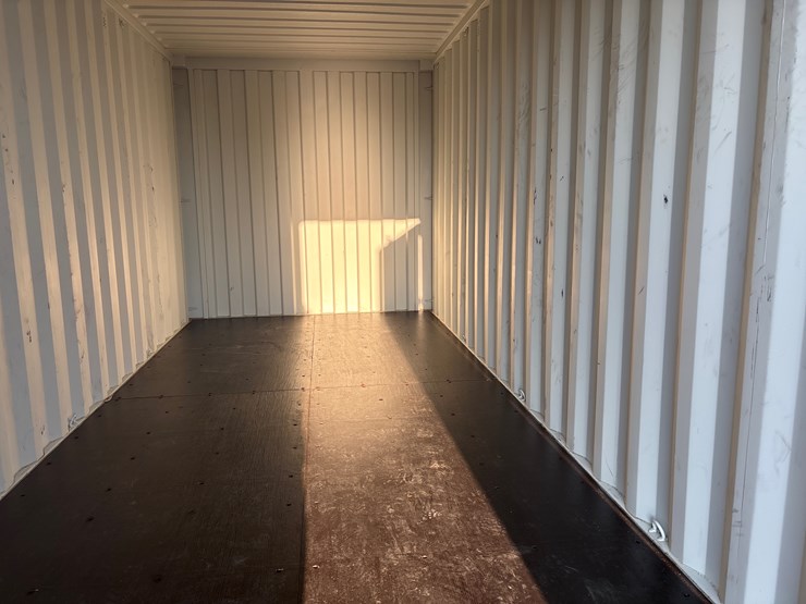 #1216-•-20ft-container-image-3
