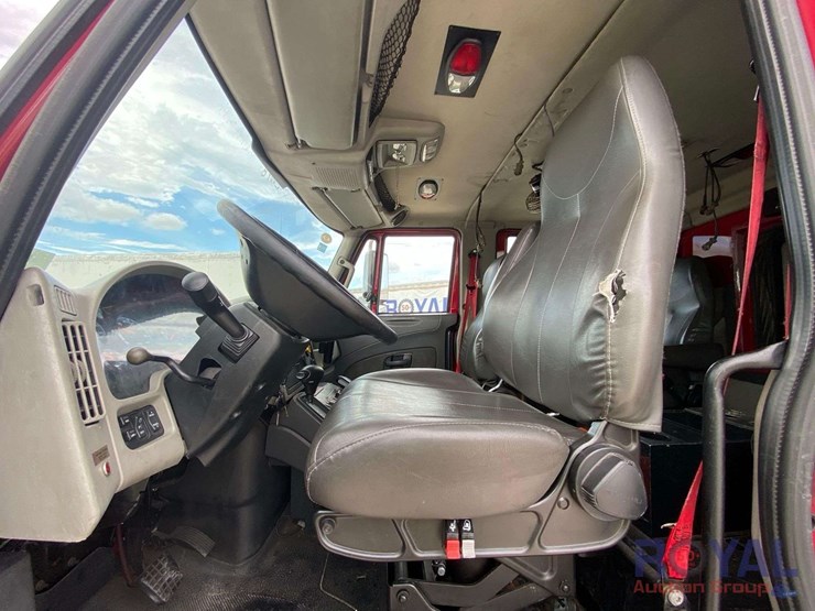 2015-international-durastar-4300-image-30