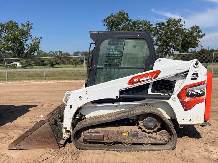 2021-bobcat-t450-image-1