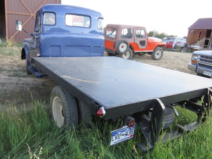 1952-dodge-b-3-d-126-flatbed-pickup-image-9
